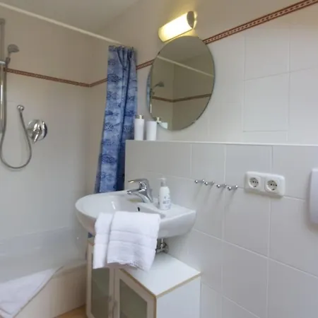 Arzgrube Dg-wohnung -551- *